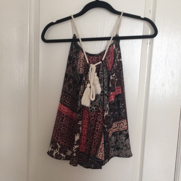 Patterned Halter Tank - Picture 2 of 3